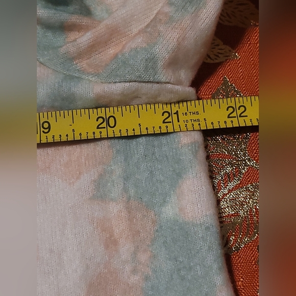 Ruby Rd. Asymetrical Super Soft Pastel Tie-Dye Crew Neck Sweater Size Large - Picture 6 of 10